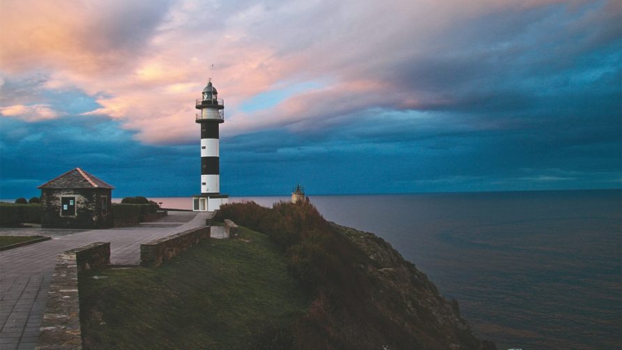 Faro de Ortiguera