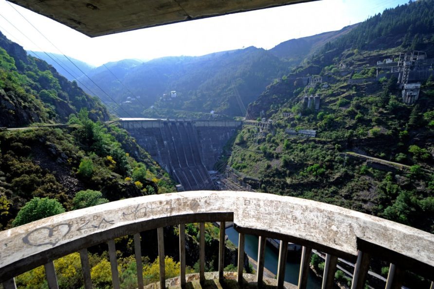 El Salto de Grandas de Salime: Un Monumento Hidroeléctrico Impresionante